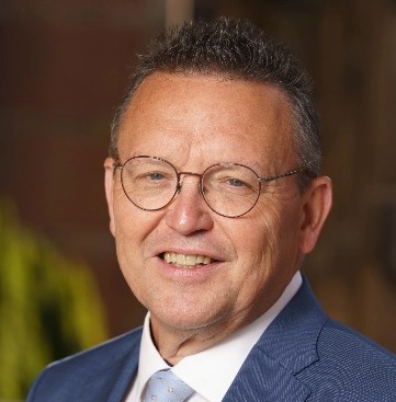 Prof. Frank Biermann